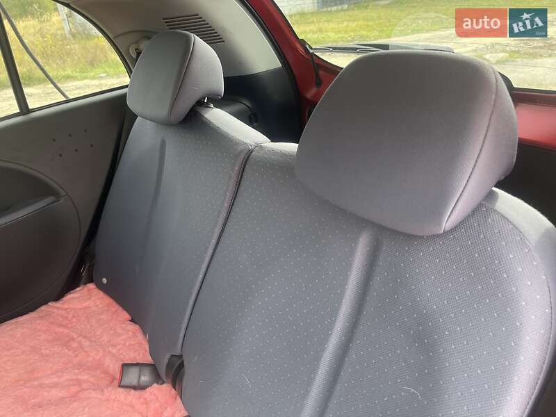 Хэтчбек Peugeot iOn 2015 в Киеве