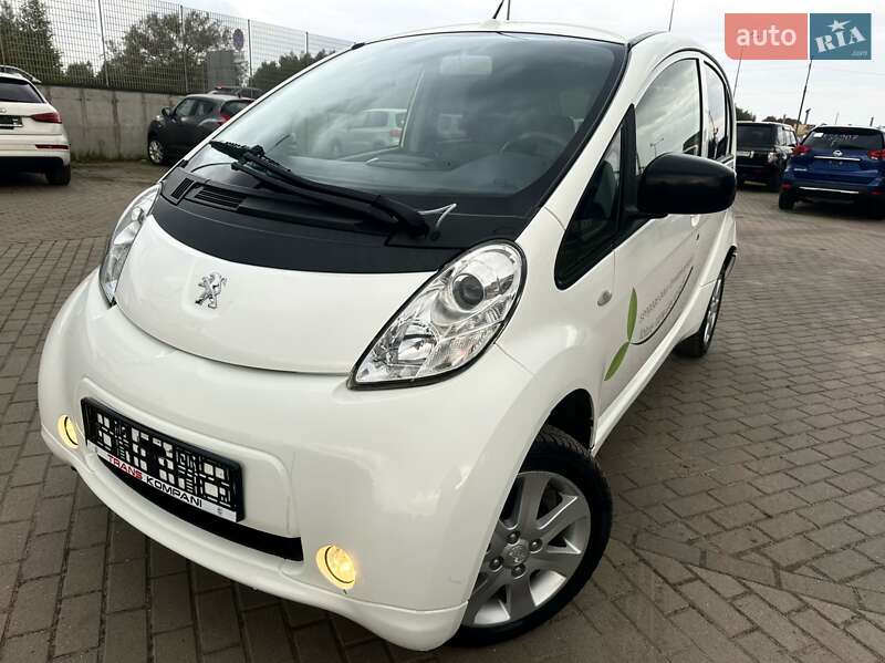 Хэтчбек Peugeot iOn 2017 в Львове