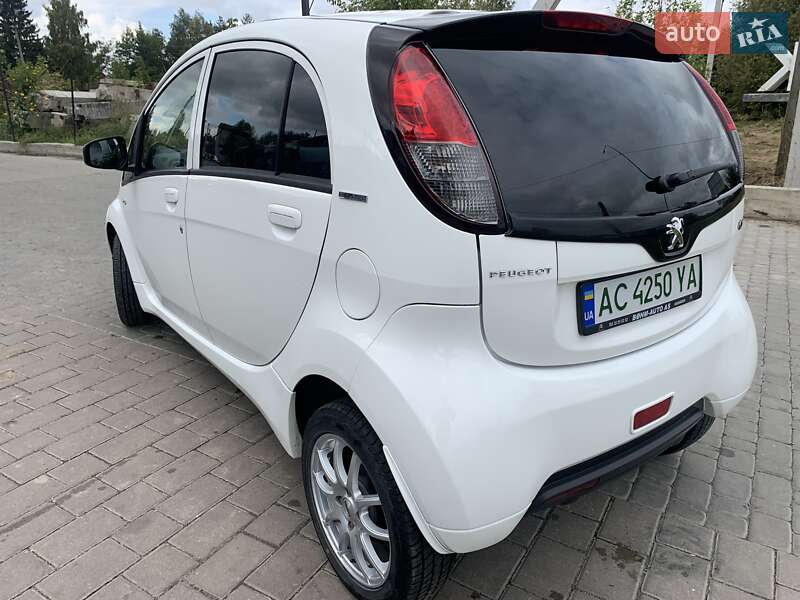 Хэтчбек Peugeot iOn 2014 в Луцке фото 11 Хэтчбек Peugeot iOn 2014 в Луцке
