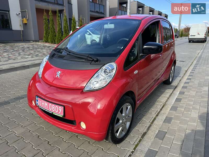 Peugeot iOn 2011