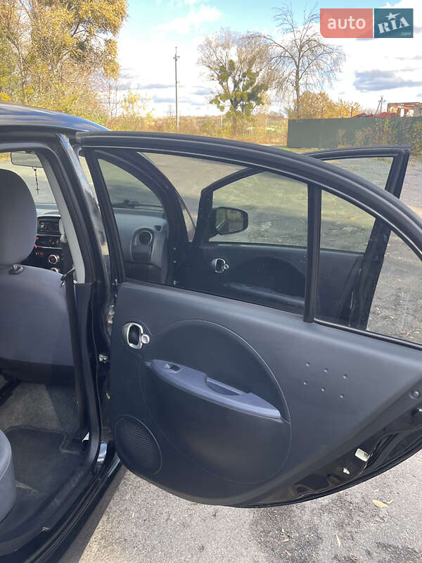 Хэтчбек Peugeot iOn 2011 в Львове фото 12 Хэтчбек Peugeot iOn 2011 в Львове