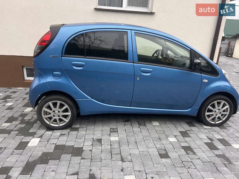 Хэтчбек Peugeot iOn 2010 в Хмельницком