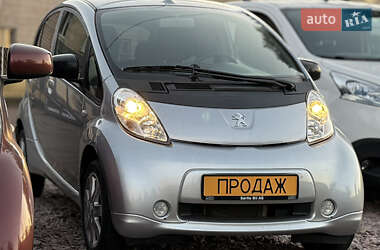Хетчбек Peugeot iOn 2013 в Житомирі
