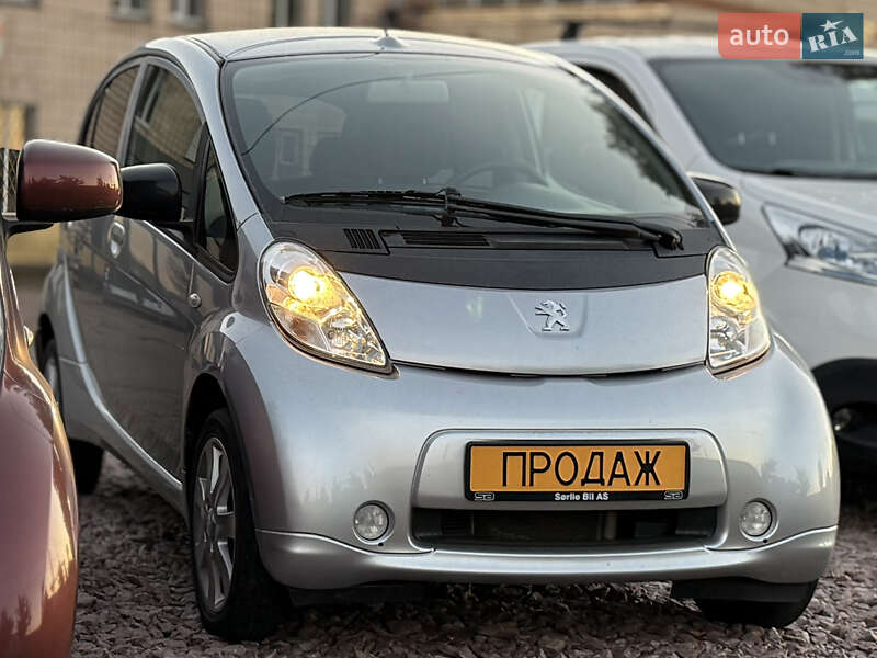 Peugeot iOn 2013 Peugeot iOn 2013