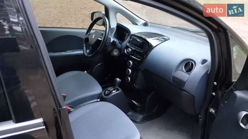 Хэтчбек Peugeot iOn 2014 в Орловщине фото 9 Хэтчбек Peugeot iOn 2014 в Орловщине