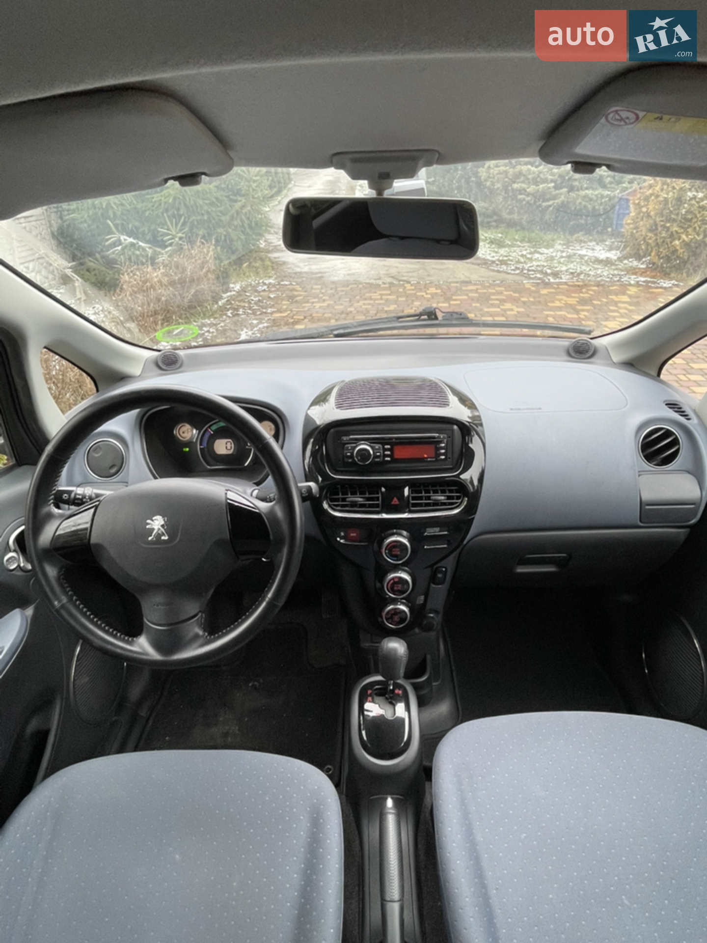 2011 Peugeot iOn - мініатюра 14