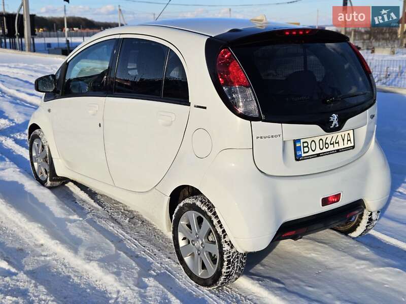 Хэтчбек Peugeot iOn 2011 в Тернополе фото 4 Хэтчбек Peugeot iOn 2011 в Тернополе