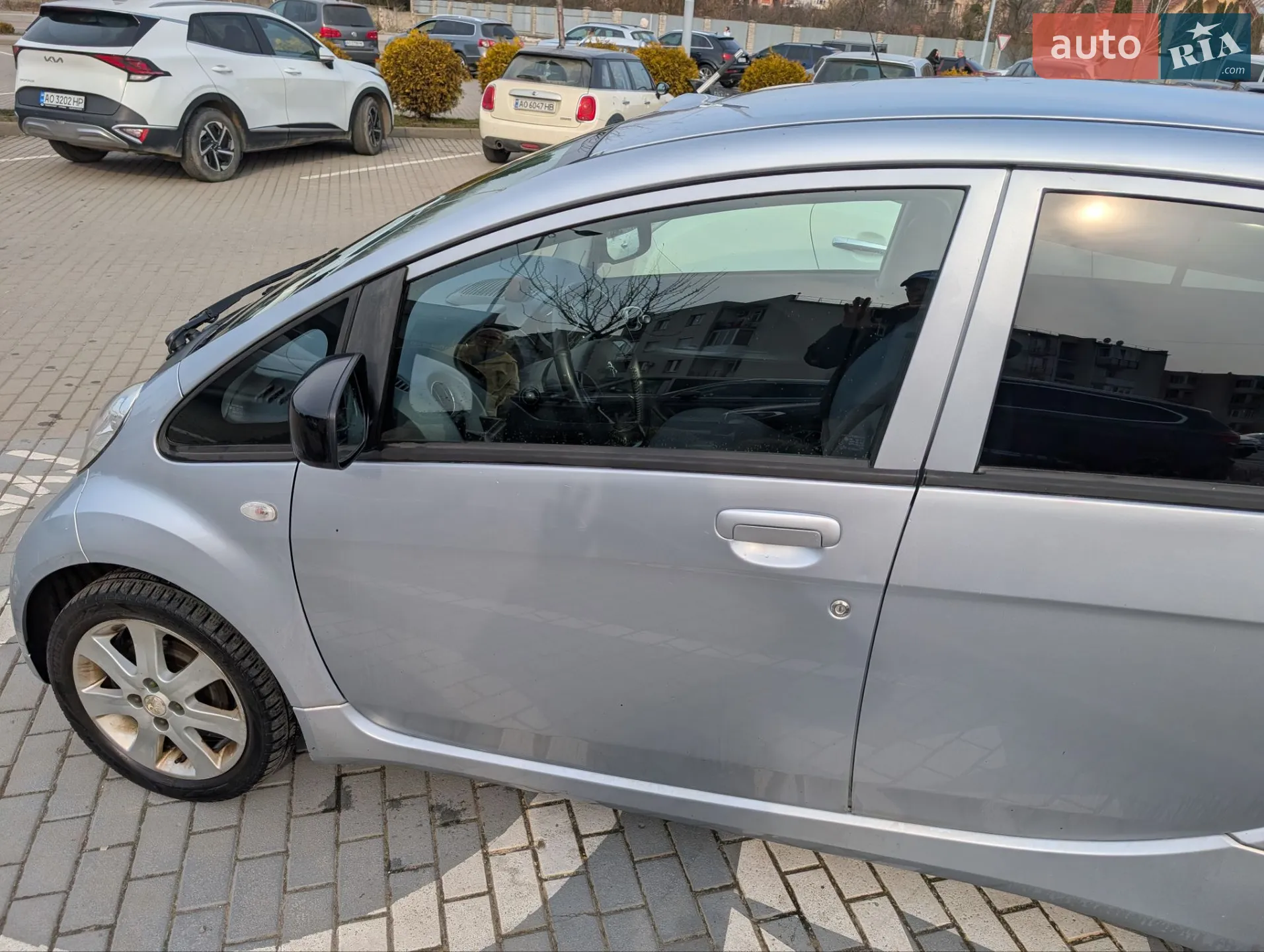 2012 Peugeot iOn - мініатюра 7