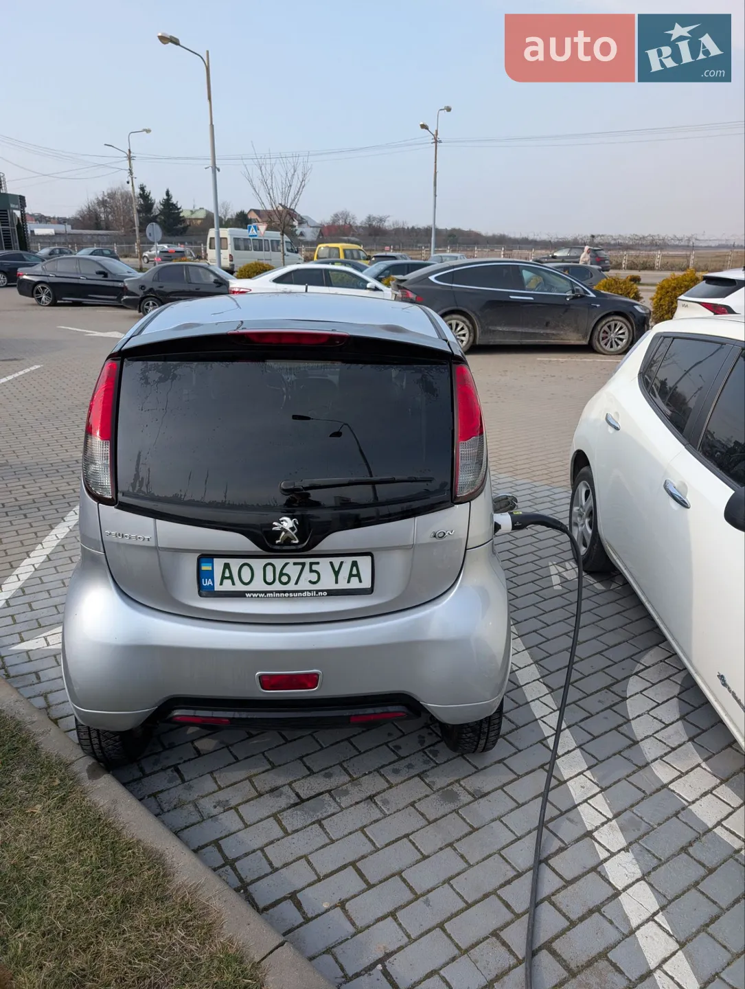 2012 Peugeot iOn - мініатюра 11