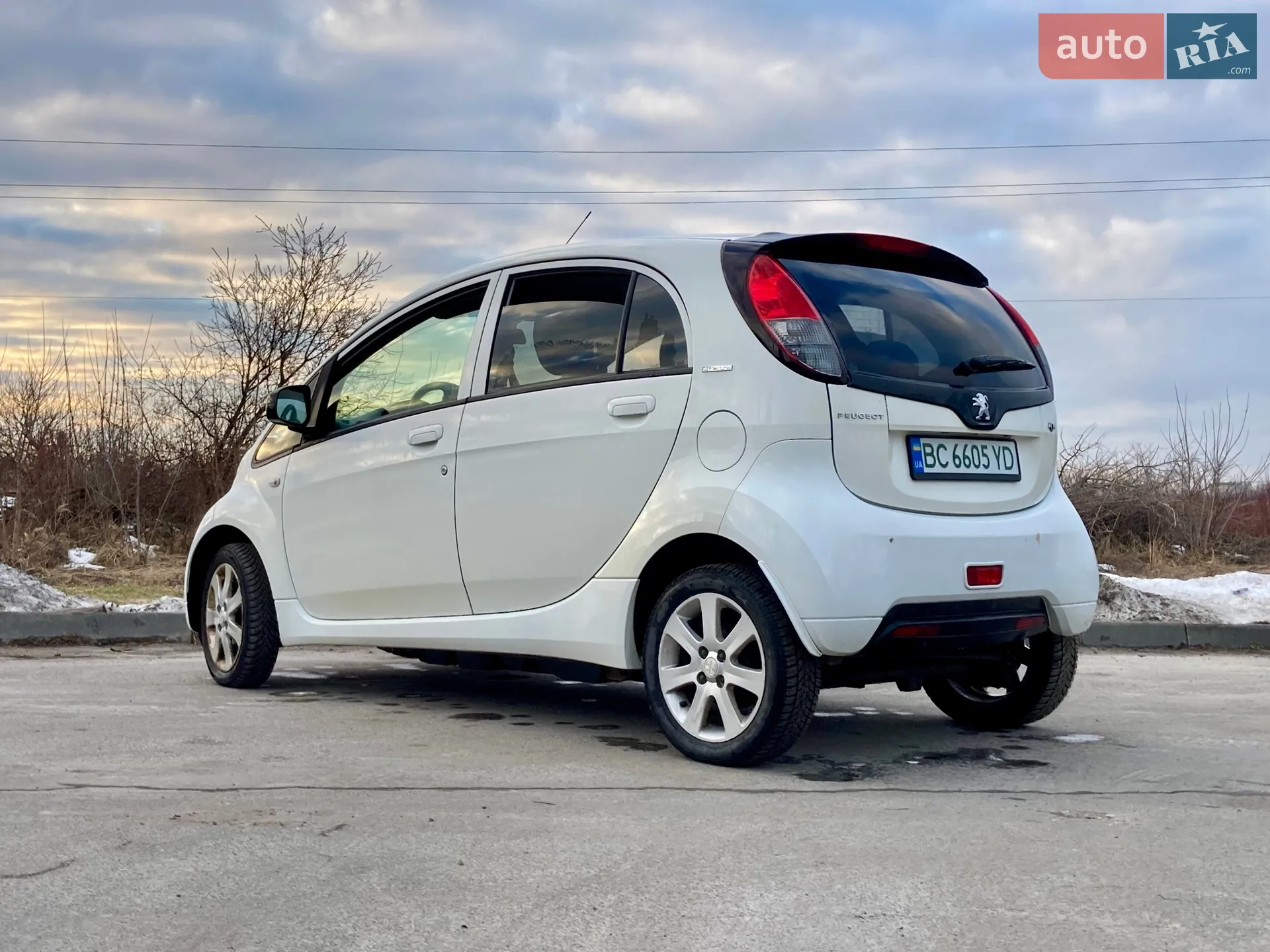 2013 Peugeot iOn - мініатюра 28