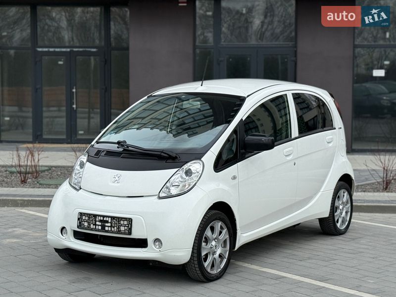 Peugeot iOn 2014 Peugeot iOn 2014