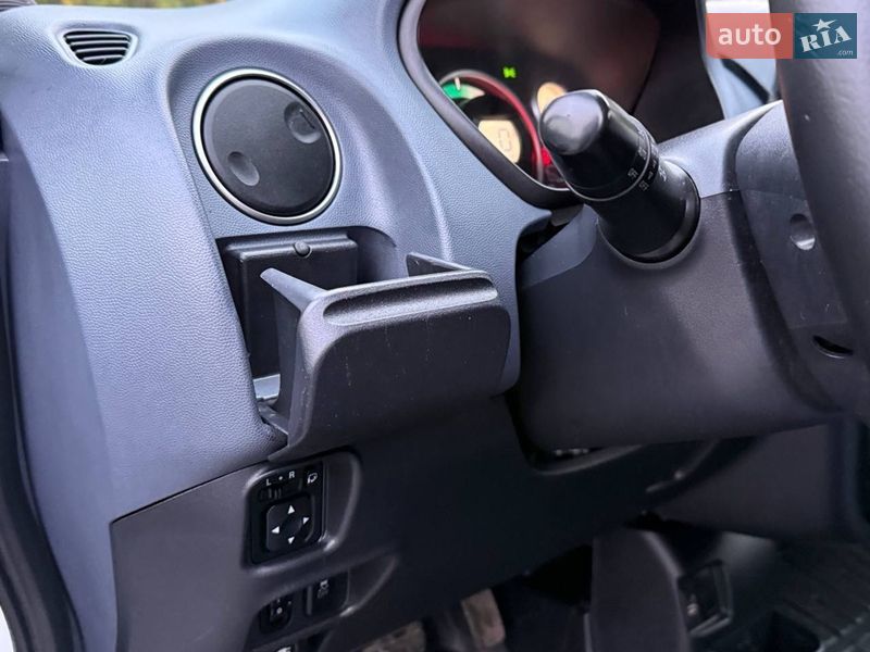 Хэтчбек Peugeot iOn 2019 в Стрые