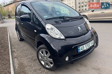 Хэтчбек Peugeot iOn 2012 в Виннице