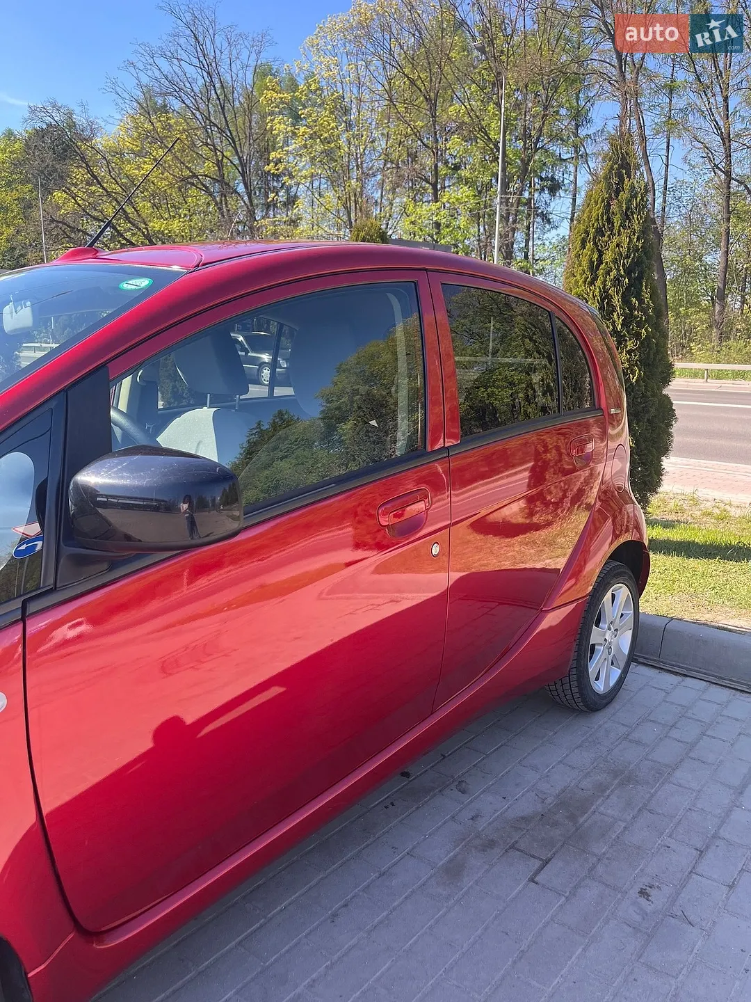2017 Peugeot iOn - мініатюра 6