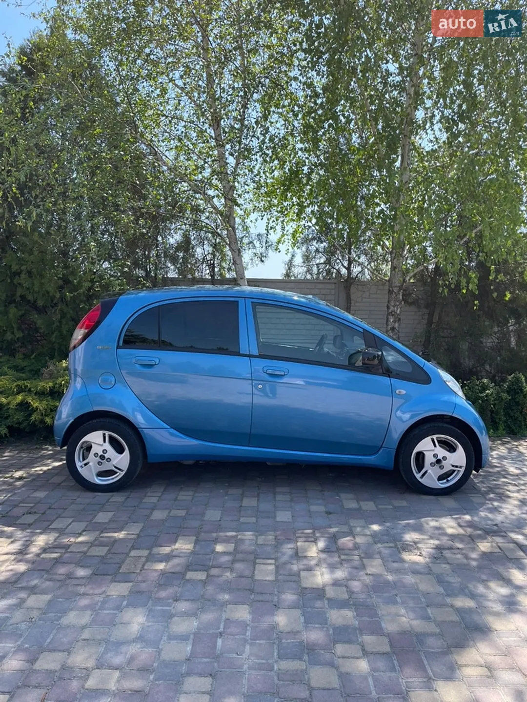 2012 Peugeot iOn - мініатюра 7
