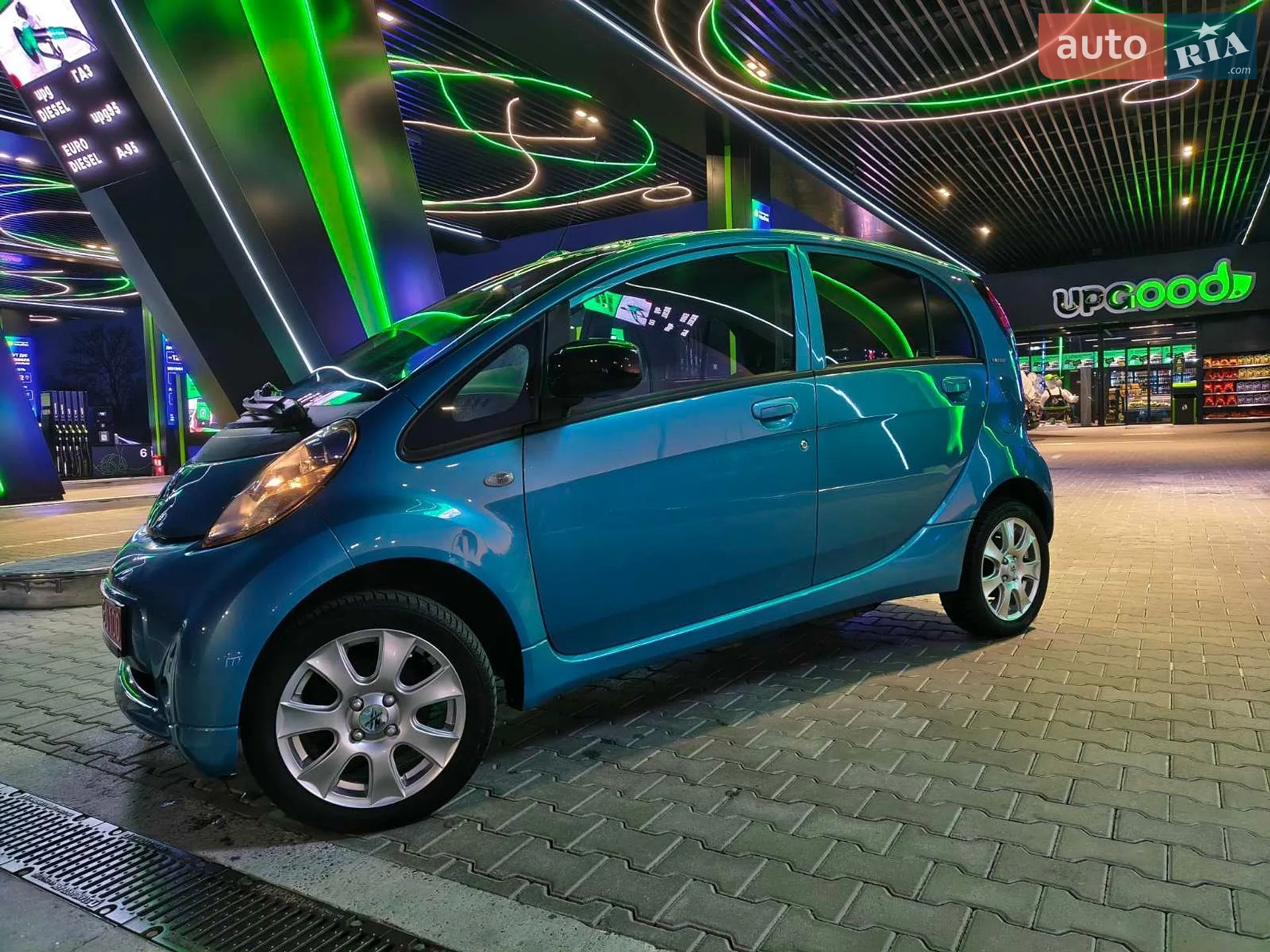 2014 Peugeot iOn - мініатюра 14