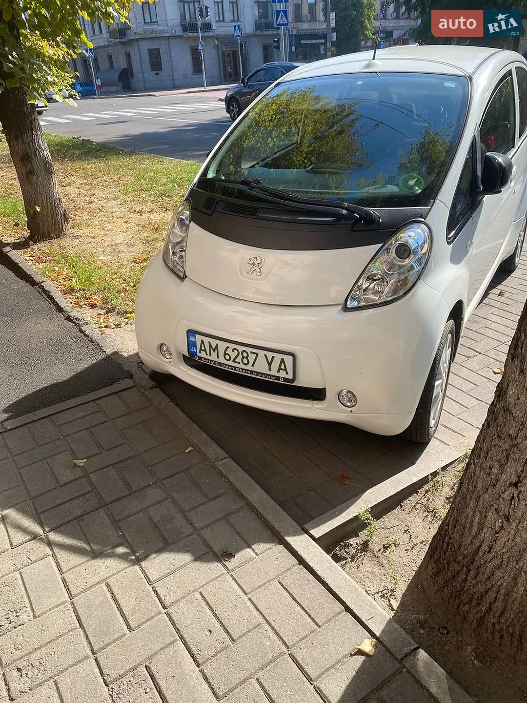 2012 Peugeot iOn - мініатюра 4