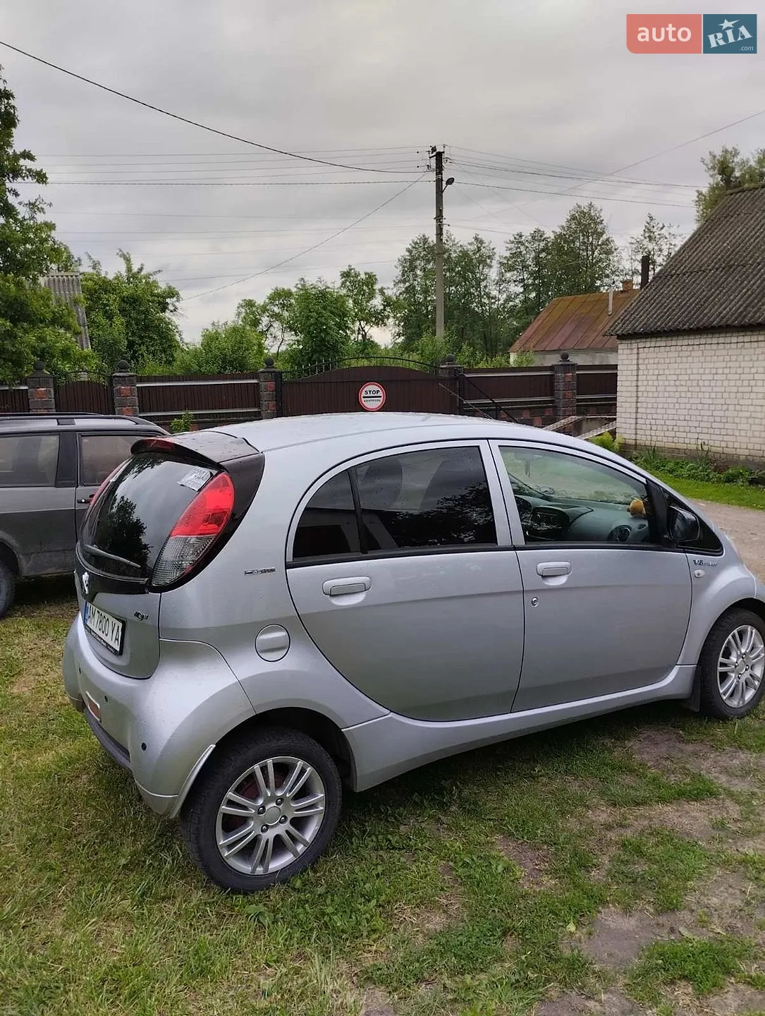 2011 Peugeot iOn - мініатюра 2
