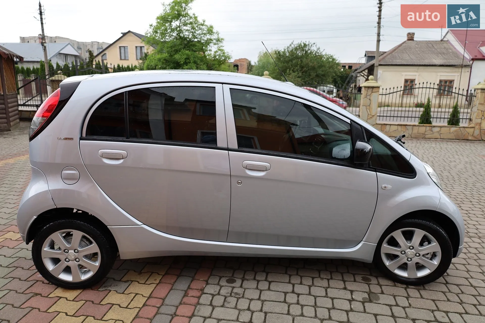 2014 Peugeot iOn - мініатюра 15