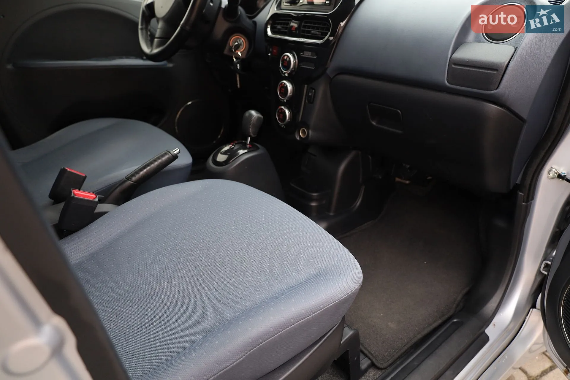 2014 Peugeot iOn - мініатюра 37