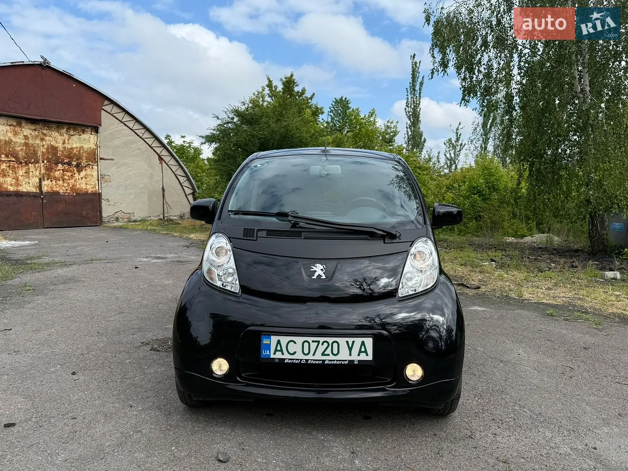 2015 Peugeot iOn - мініатюра 13