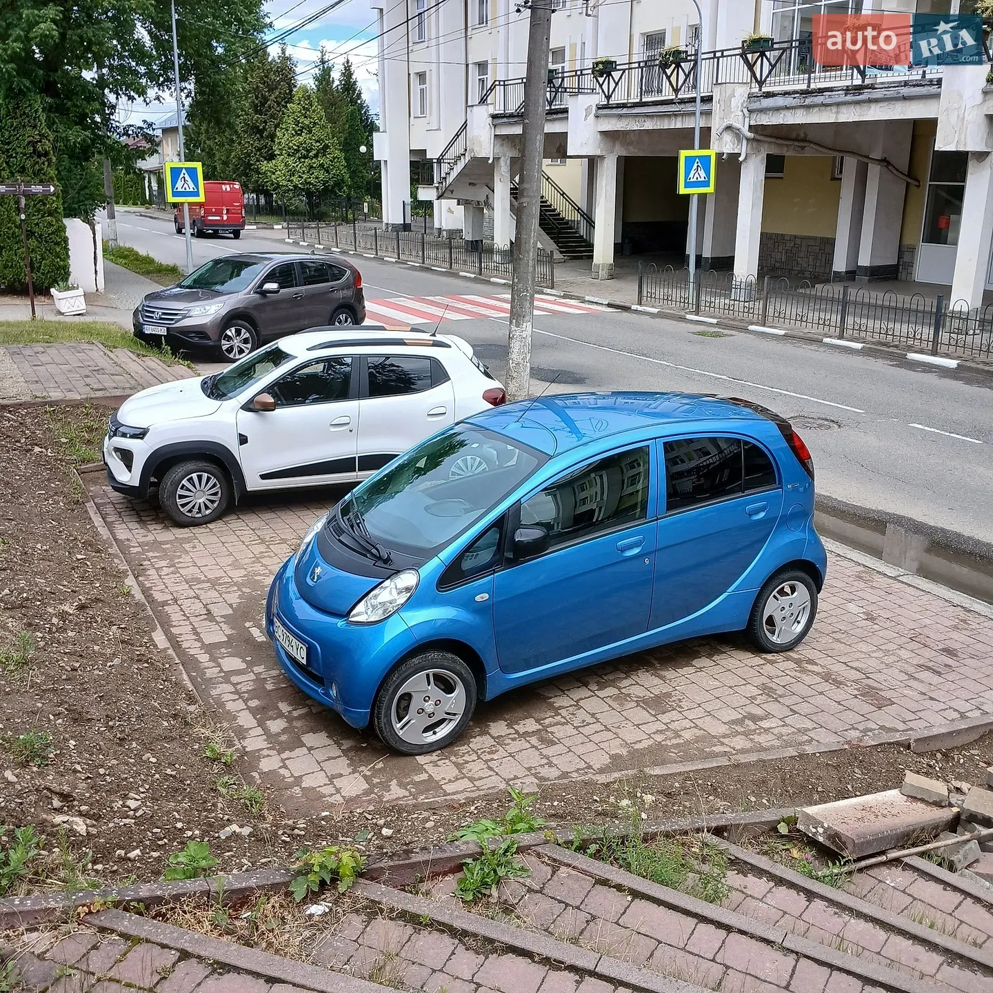 2013 Peugeot iOn - мініатюра 2
