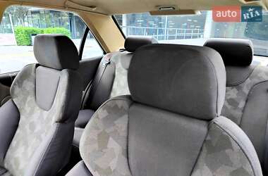 Седан Peugeot Pars 2005 в 