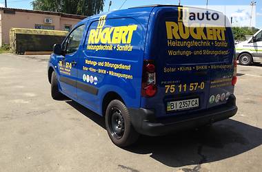Вантажопасажирський фургон Peugeot Partner 2015 в Полтаві