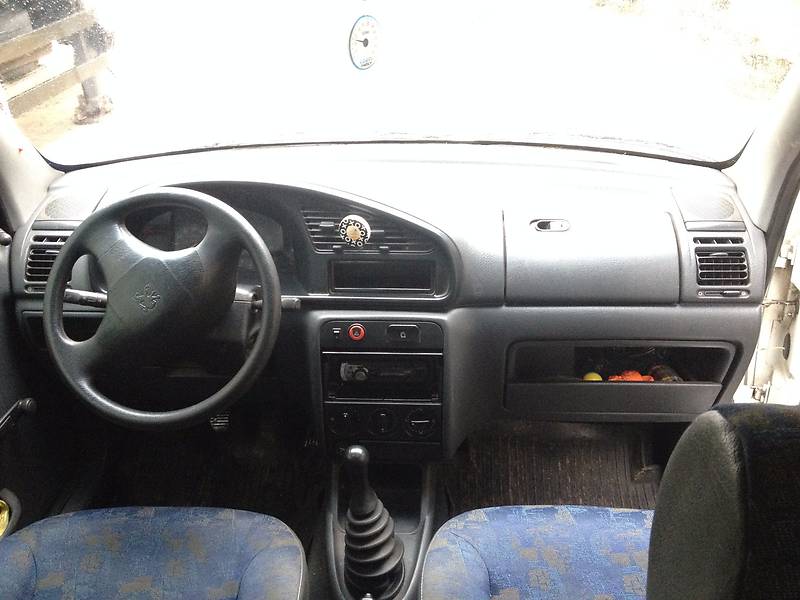 Пікап Peugeot Partner 2000 в Могилів-Подільському