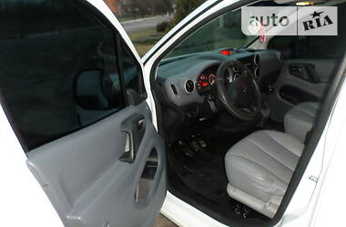 Мінівен Peugeot Partner 2010 в 