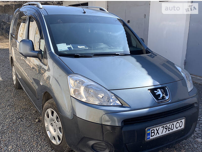 Вантажопасажирський фургон Peugeot Partner 2012 в Хмельницькому фото 16 Вантажопасажирський фургон Peugeot Partner 2012 в Хмельницькому