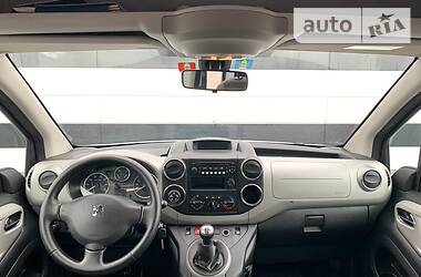 Мінівен Peugeot Partner 2011 в 