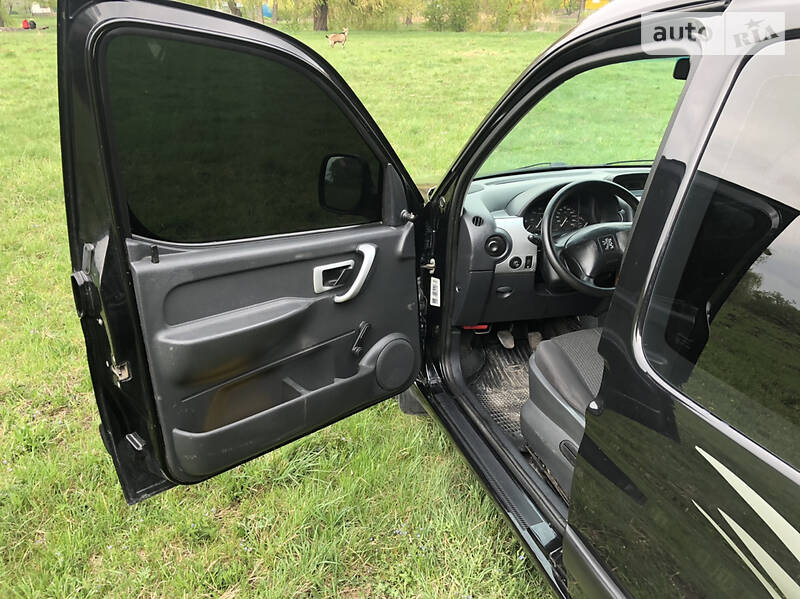 Минивэн Peugeot Partner 2003 в Хмельнике