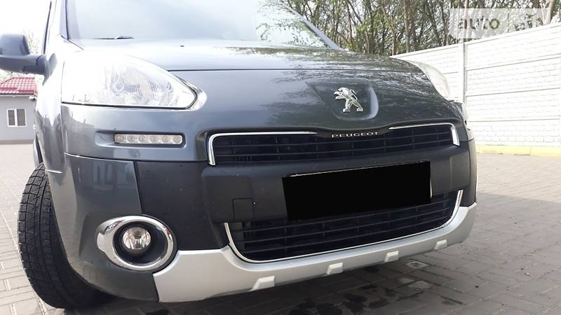 Мінівен Peugeot Partner 2014 в Рівному