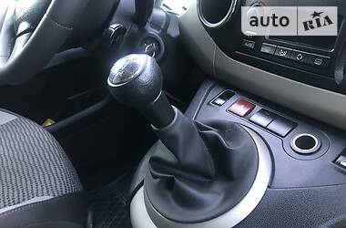 Минивэн Peugeot Partner 2012 в 