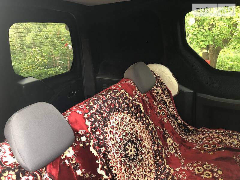 Минивэн Peugeot Partner 2009 в Волочиске