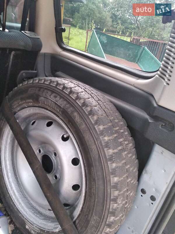 Мінівен Peugeot Partner 2012 в Івано-Франківську