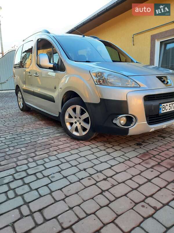 Мінівен Peugeot Partner 2011 в Чернівцях фото 16 Мінівен Peugeot Partner 2011 в Чернівцях
