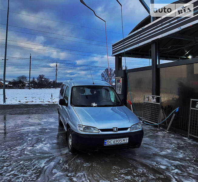 Мінівен Peugeot Partner 2001 в Львові