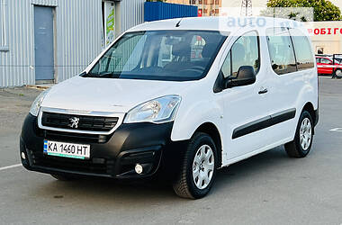Універсал Peugeot Partner 2016 в Києві