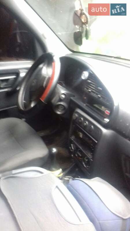 Универсал Peugeot Partner 1999 в Днепре