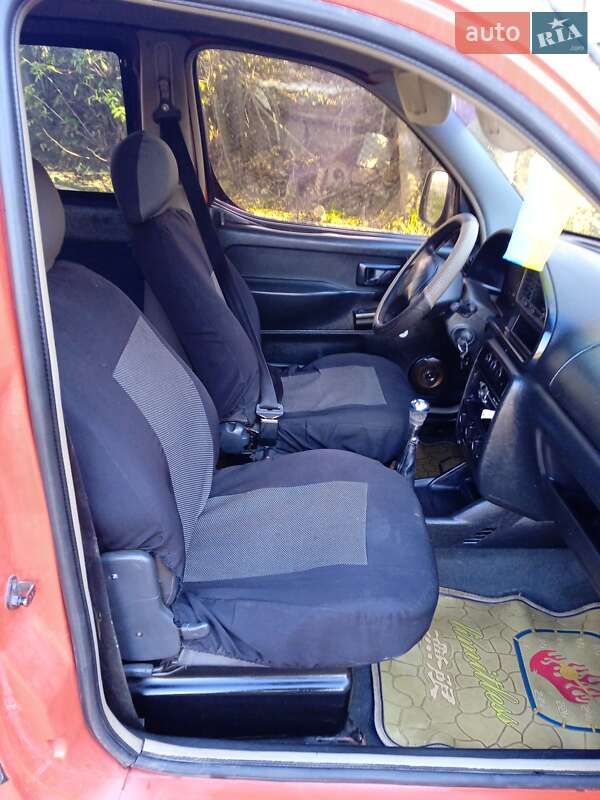 Минивэн Peugeot Partner 1997 в Снятине