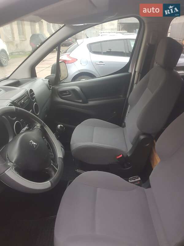 Минивэн Peugeot Partner 2013 в Виноградове