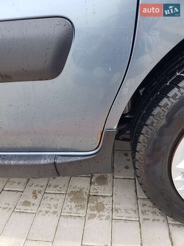 Мінівен Peugeot Partner 2011 в Івано-Франківську