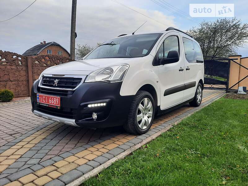Минивэн Peugeot Partner 2017 в 