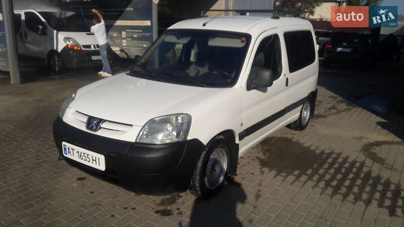 Мінівен Peugeot Partner 2005 в Верховині