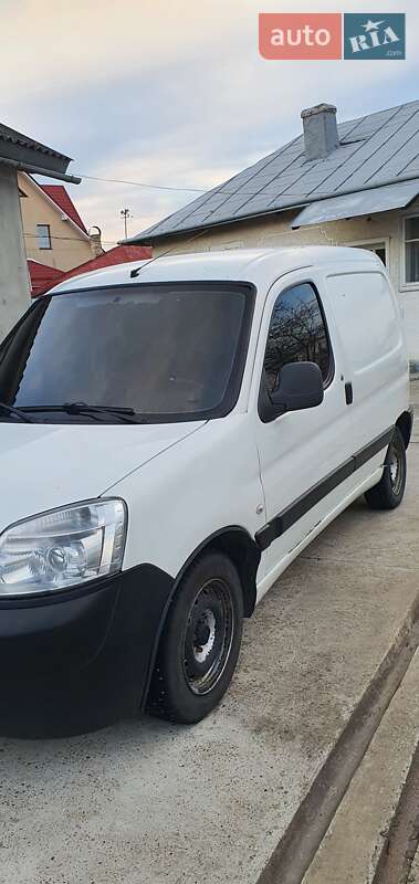 Минивэн Peugeot Partner 2010 в Тысменице