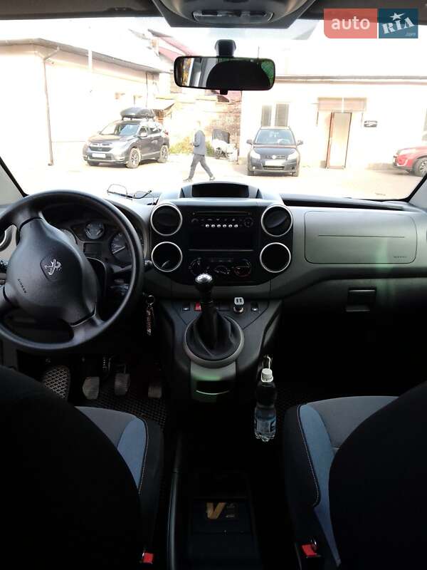 Минивэн Peugeot Partner 2015 в Львове фото 6 Минивэн Peugeot Partner 2015 в Львове