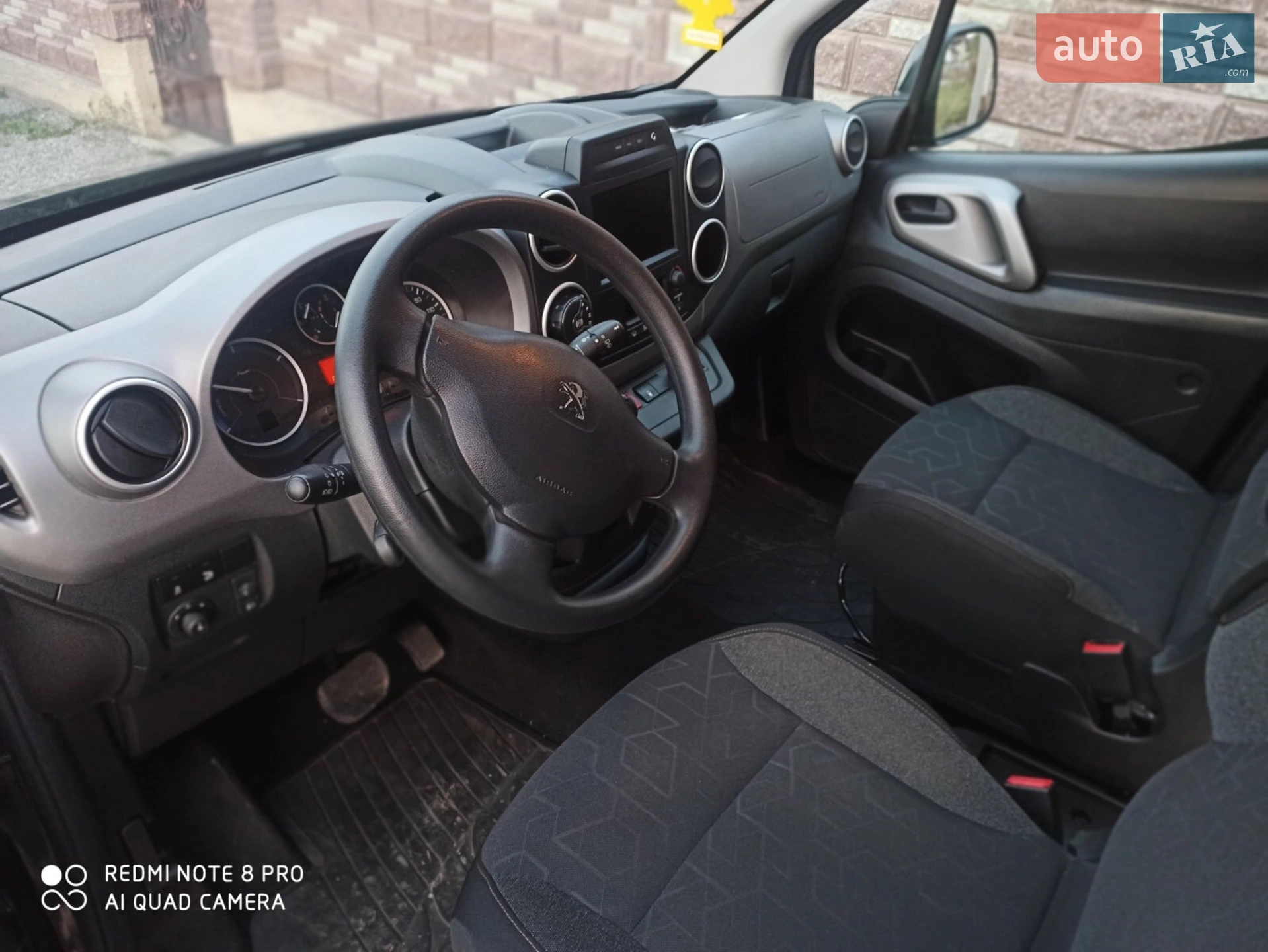 2018 Peugeot Partner - мініатюра 19