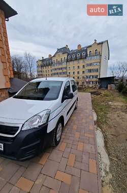 Мінівен Peugeot Partner 2016 в Чернівцях